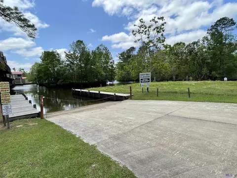 River Pines Ext, Springfield, LA 70462 photo 9