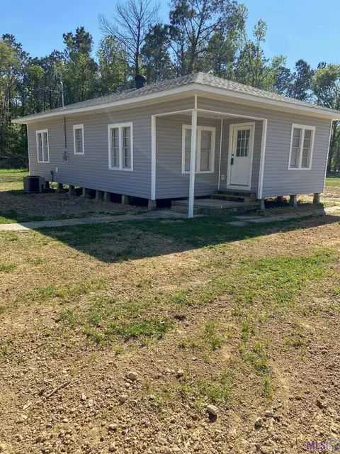24536 Hwy 22, Maurepas, LA 70449 photo 1
