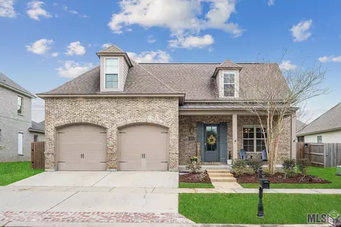 3650 Spanish Trl, Zachary, LA 70791