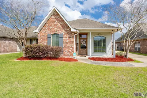 4128 Olivia Dr, Addis, LA 70710 photo 2