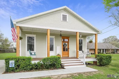 4113 Foret St, Addis, LA 70710