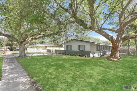 385 Cloud Dr, Baton Rouge, LA 70806
