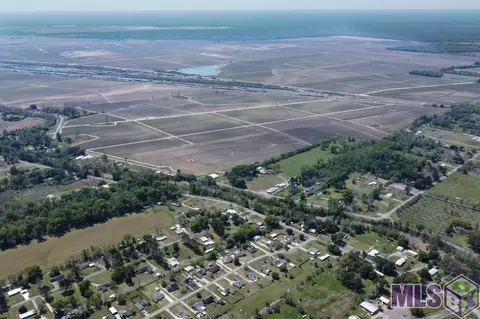 2284 W Maringouin Rd, Livonia, LA 70755