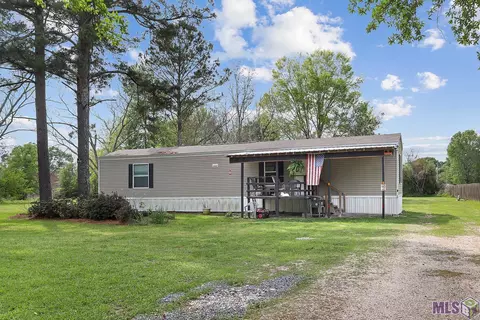 27379 Graves Dr, Slaughter, LA 70777