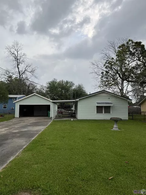 57920 New Erwin Dr, Plaquemine, LA 70764