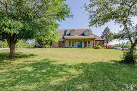 48127 Sam Martin Rd, Saint Amant, LA 70774