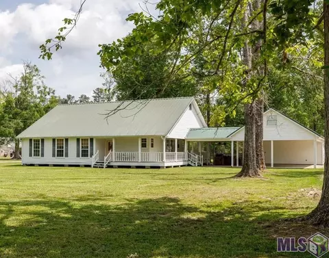 30606 N Willow St, Livingston, LA 70754