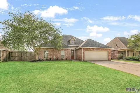 11454 Moss Side Dr, Gonzales, LA 70737