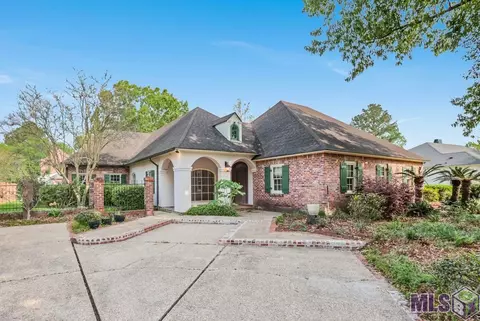 17532 W Muirfield Dr, Baton Rouge, LA 70810