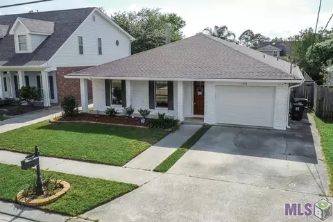 5208 David Dr, Kenner, LA 70065