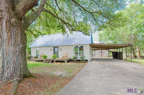 24780 Stassi Rd, Plaquemine, LA 70764