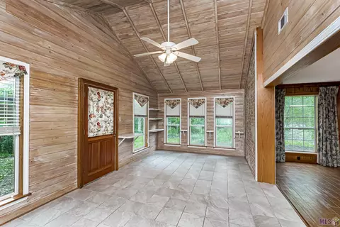 9081 Pettit Rd, Baker, LA 70714 photo 15