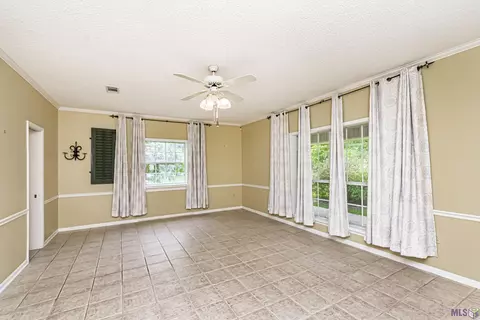 9081 Pettit Rd, Baker, LA 70714 photo 3