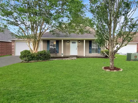 23490 Springhill Dr, Denham Springs, LA 70726