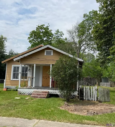 1025 N Coolidge Ave, Gonzales, LA 70737