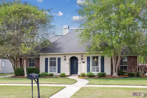 11151 Paddock Ave, Baton Rouge, LA 70816