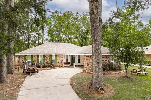26207 Shadow Brook Ave, Denham Springs, LA 70726