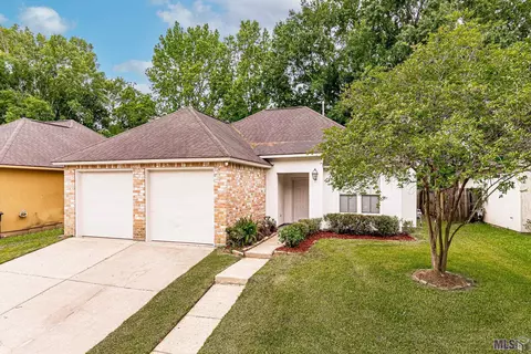 9402 Boone Dr, Baton Rouge, LA 70810