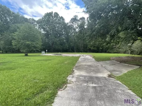 11718 Pine St, Walker, LA 70785 photo 4