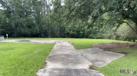 11718 Pine St, Walker, LA 70785 photo 2