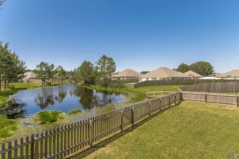 23270 Charles Dr, Robert, LA 70455 photo 2