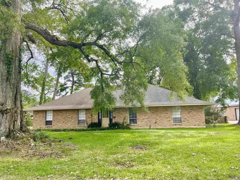 328 Robbie St, Denham Springs, LA 70726