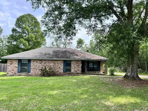 7246 Woodlett Dr, Baton Rouge, LA 70818