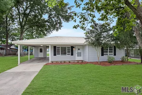 315 E Rome St, Gonzales, LA 70737