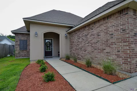 625 Greenwich Dr, Baton Rouge, LA 70820