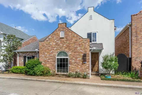 3310 Old Quarter Dr, Baton Rouge, LA 70809