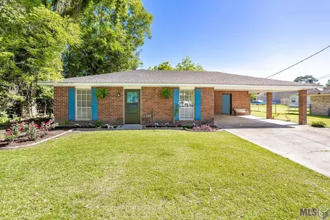 522 Hebert St, Brusly, LA 70719 photo 2