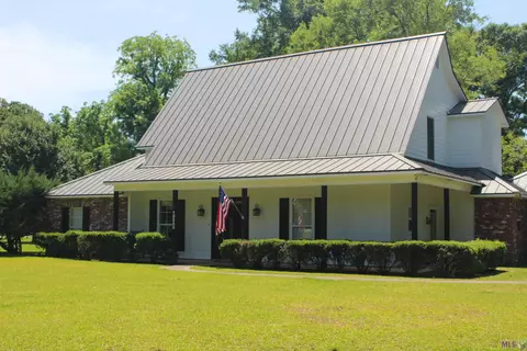 10368 Old Field Rd, Saint Francisville, LA 70775