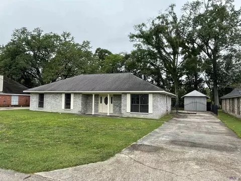 14155 Troy Duplessis Rd, Gonzales, LA 70737