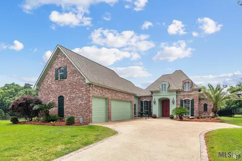 3412 Shadow Hill Dr, Baton Rouge, LA 70816