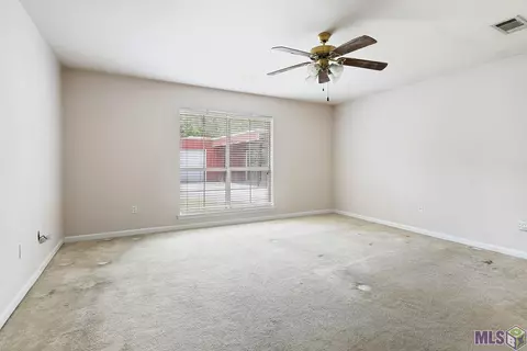 13448 Arnold Rd, Walker, LA 70785 photo 5