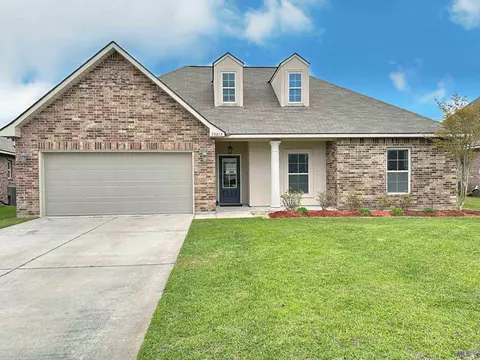 23328 Mango Dr, Denham Springs, LA 70726