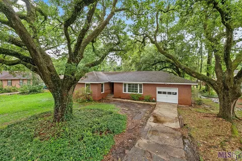 9164 Meadowood St, Baton Rouge, LA 70815