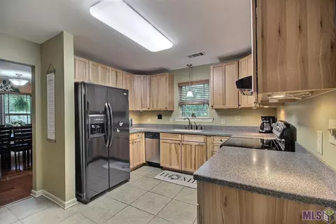 13968 Springfield Rd, Walker, LA 70785 photo 10