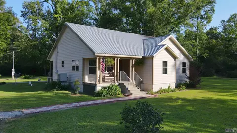 13968 Springfield Rd, Walker, LA 70785 photo 2