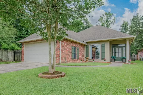15401 Rivermist Ave, Baton Rouge, LA 70816