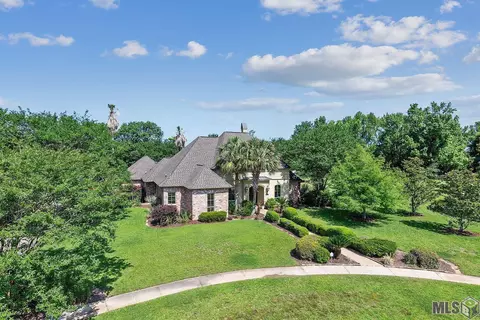 1720 Ashland Dr, Zachary, LA 70791