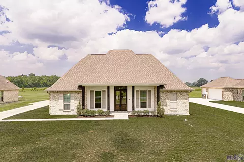 10203 W Robert Wilson Rd, Gonzales, LA 70737