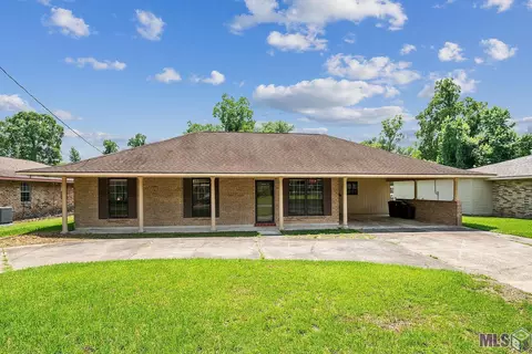 709 E Chuck St, Gonzales, LA 70737