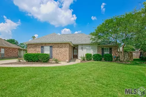 13451 W Angelle Ct, Gonzales, LA 70737