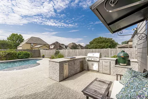 36323 Timberridge Ave, Prairieville, LA 70769