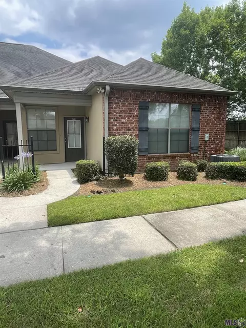 809 Summer Breeze Dr #106, Baton Rouge, LA 70810