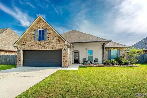 146 Natale Park Dr, Thibodaux, LA 70301