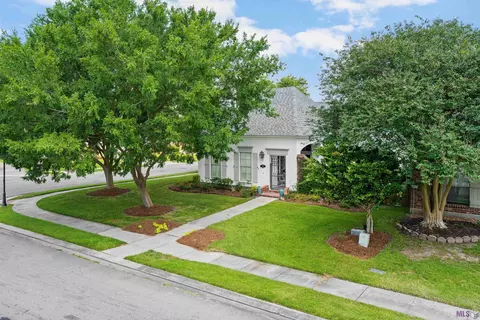 10143 Springvalley Ave, Baton Rouge, LA 70810