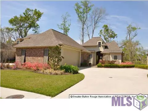 225 S Club Ave, Saint Gabriel, LA 70776