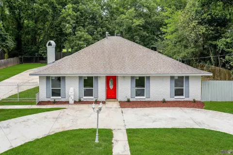 808 Cypress Dr, Baker, LA 70714 photo 2